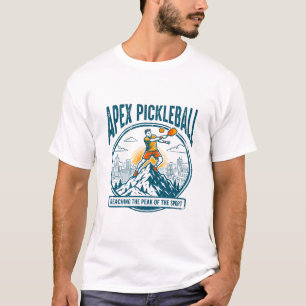 Pickleballspelare når bergstoppen Skyli T Shirt