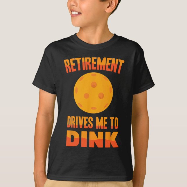Picklell - Pension driver mig till Dink - Dminton T Shirt (Framsida)