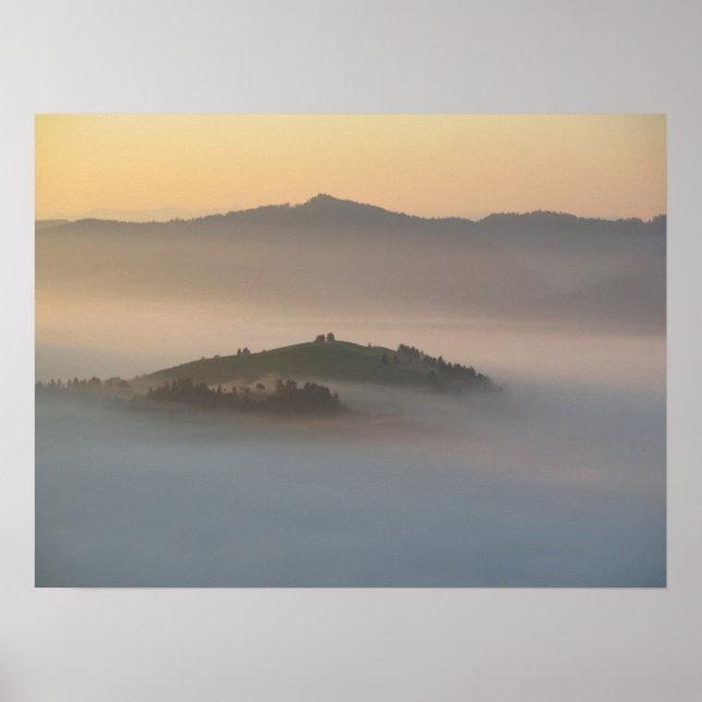 Pieniny sunrise poster (Framsidan)