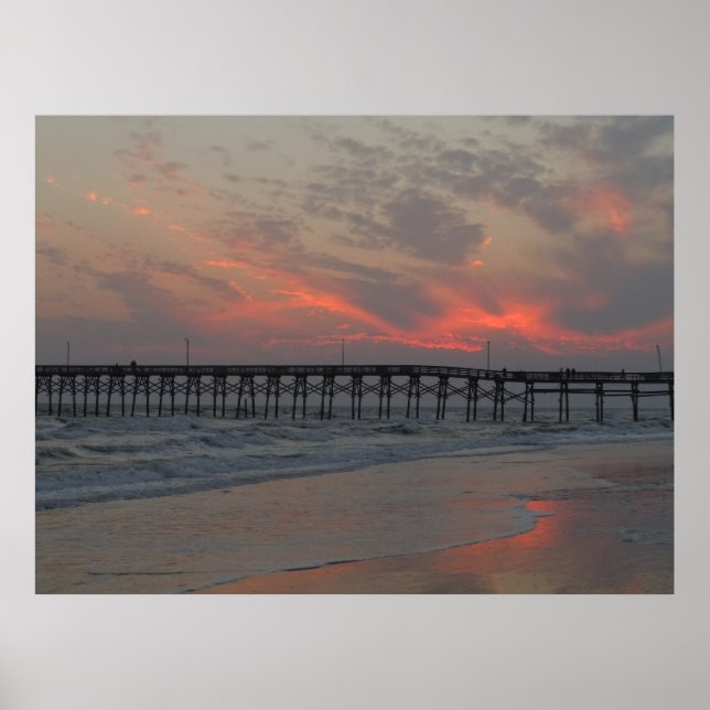 Pier and Sunset - Oak Island, NC Poster (Framsidan)