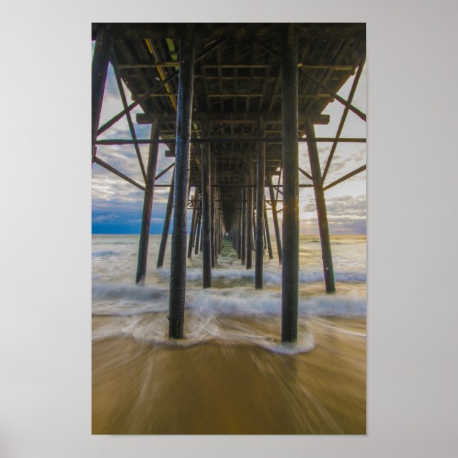 Pier Day Poster (Framsidan)