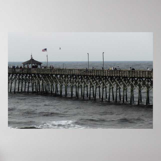 Pier Fishing - Oak Island, NC Poster (Framsidan)
