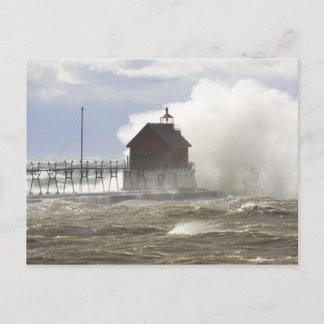 PIER LIGHTHOUSE vs MONSTER VÅGAR Vykort