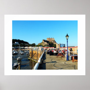 Pier och castle vid Gorey Jersey Poster