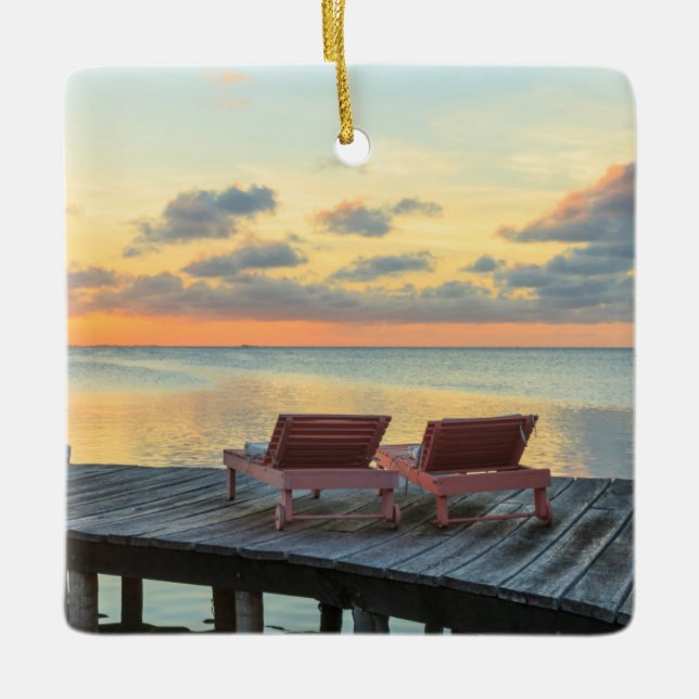 Pier övervakar havet, Belize Julgransprydnad Keramik (Framsida)