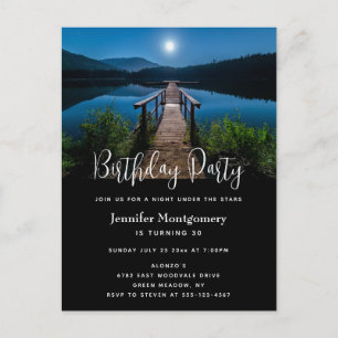 Pier på natten med fullvärdig inbjudan på måndag