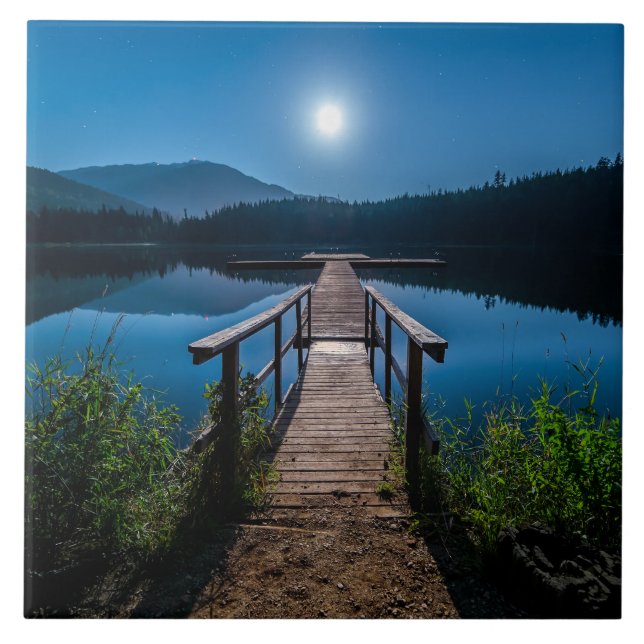 Pier på natten under en hel måndag kakelplatta (Framsidan)