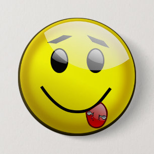 Pierced Tunga Ansikte Funny Button Knapp