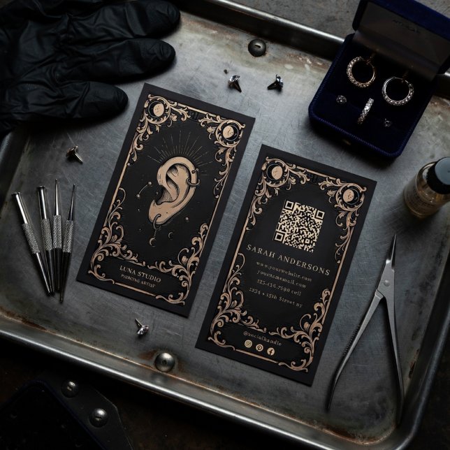 Piercingartist  | Öronpiercingstudio Visitkort (Skapare uppladdad)