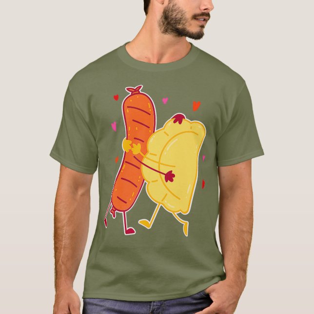 Pierogi och Kielbasa Polska Food I Funny Food T Shirt (Framsida)