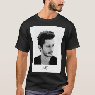 Pierre Niney - Fransk actor porträtt Classic T-Shi T Shirt