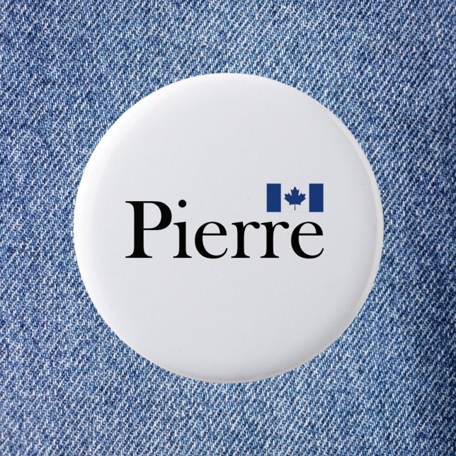Pierre Poilievre med Officiell Canada Flagga Knapp (Skapare uppladdad)
