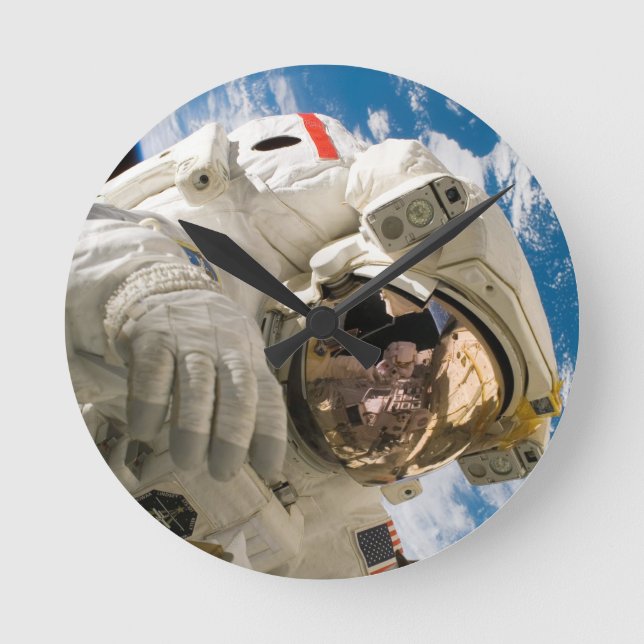 Piers Seller Spacewalk Rund Klocka (Framsida)