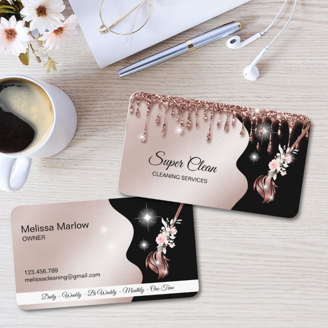 Piga Städar Hus Gnistrande roséguld Visitkort (Maid Cleaning House Sparkling Business Card with rose gold broom logo, glitter and flowers)