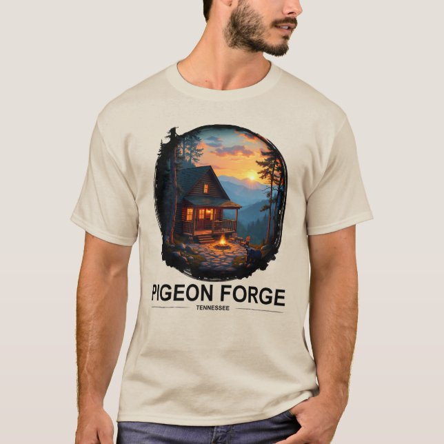 Pigeon Forge, Tennessee Cabin i bergen T Shirt (Framsida)