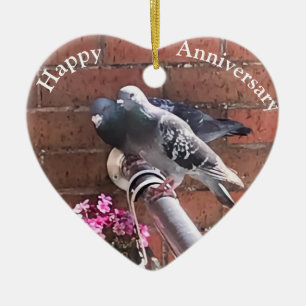 Pigeon-paret och Blommor, redigerbar årsdag Julgransprydnad Keramik