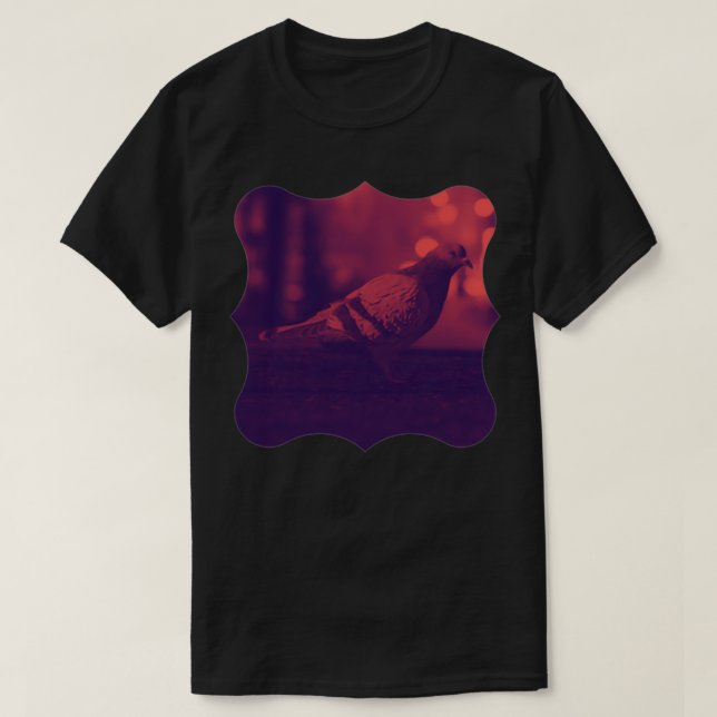 Pigeon Visits Pigeon Forge i Pigeon T Shirt (Design framsida)