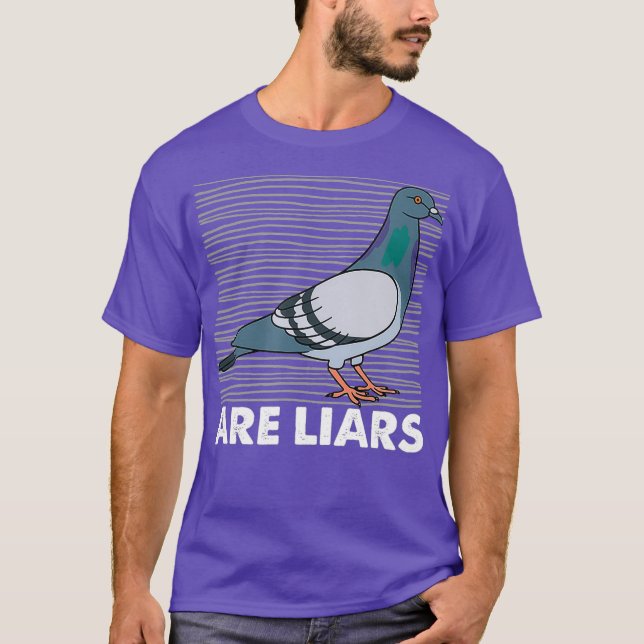 Pigeons är lika med arent Real Spies Birds Pun T Shirt (Framsida)