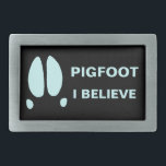 Pigfoot - jag tror<br><div class="desc">Det kanske bara är en typ, eller en mutant Sasquatch, eller så är det så att vissa delar av världen bebos av en annan klass av kryptiddjur. Ett enkelt fotavtryck från en viltfångare tillsammans med texten "PIGFOOT". Anpassadets text med texten "I BELIEVE" visas också. Vem vet vad det är som...</div>