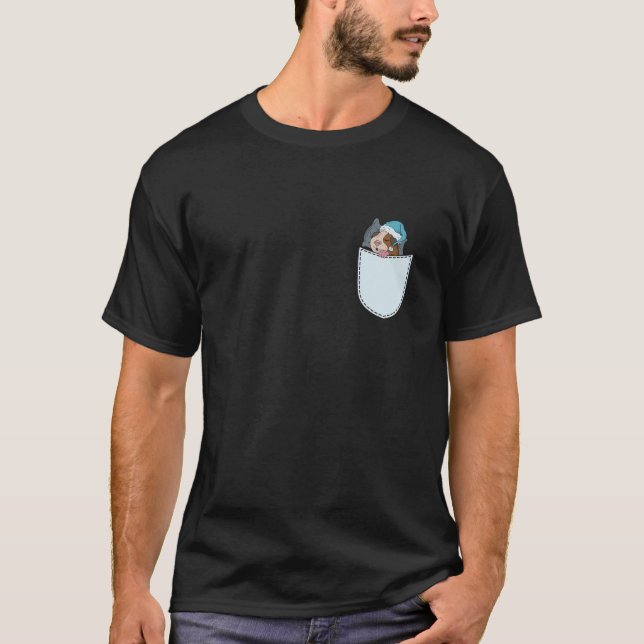 Piggande försöksdjur gris i bröstficka t shirt (Framsida)