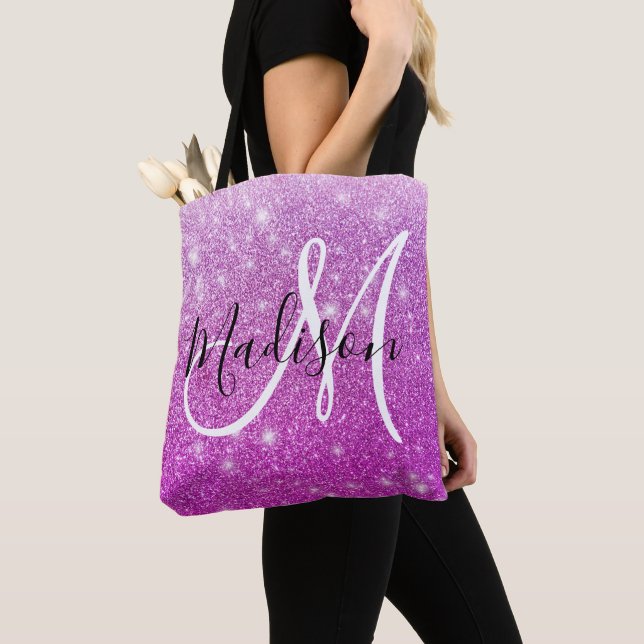 Pigglig och glamourös lila glitter Monogramnamn Tygkasse (Närbild)