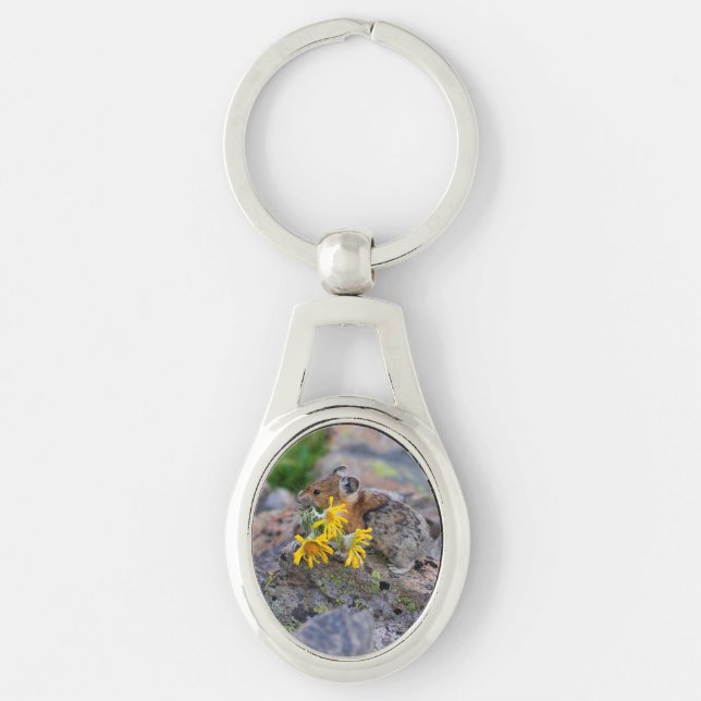 pika ovalt silverfärgad nyckelring (Framsidan)
