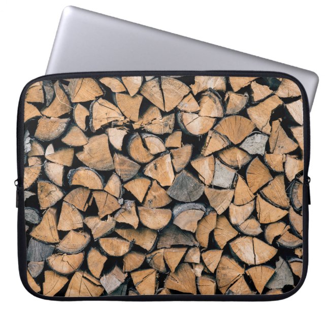 Pil av brunt ved laptop fodral (Framsidan)