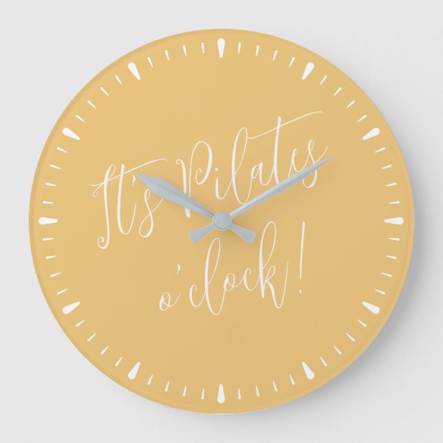 Pilaterna O'Clock Roligt Golden Gult Fitness Stor Klocka (Framsida)