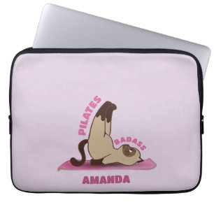 Pilates Badass Workout Kattunge Laptop sleeve