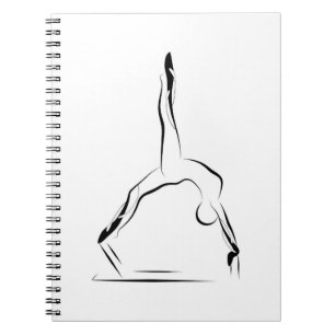 Pilates poserar anteckningsbok