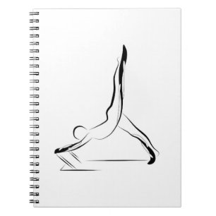 Pilates poserar anteckningsbok