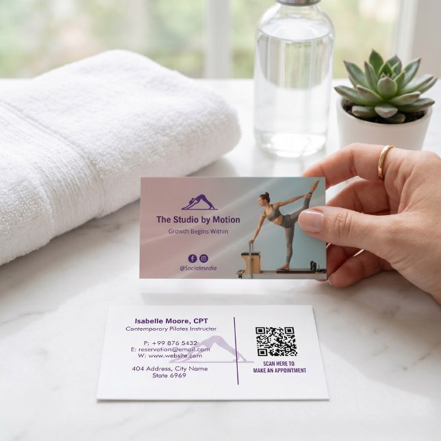 Pilates Studio Affärer | Modern Färgrik Streckkod Visitkort (Skapare uppladdad)