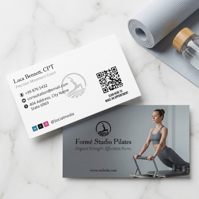 Pilates Studio Affärer | Modern Grå Streckkod Visitkort (Skapare uppladdad)