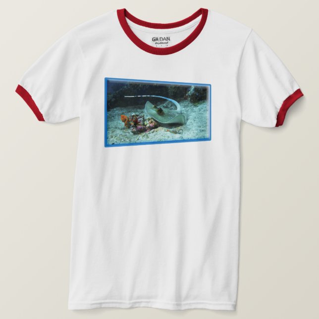 Pilgrock i rörelse - Fotografisk design |  T Shirt (Design framsida)