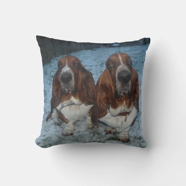 Pillow Basset Hound Brothers Kudde (Framsida)