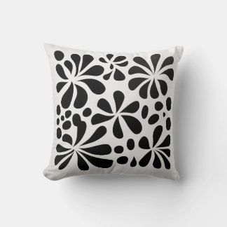 Pillow för monokrom blommor kudde