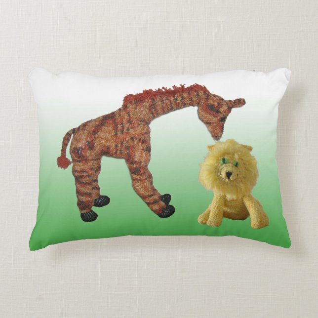 Pillow - Giraffe och Lejona dockor Prydnadskudde (Framsidan)