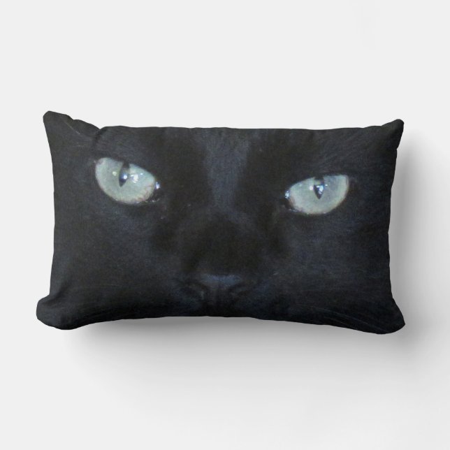 Pillow - Grönt Ögon av svart katt Lumbarkudde (Framsida)