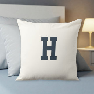 pillow with personalized letter kudde