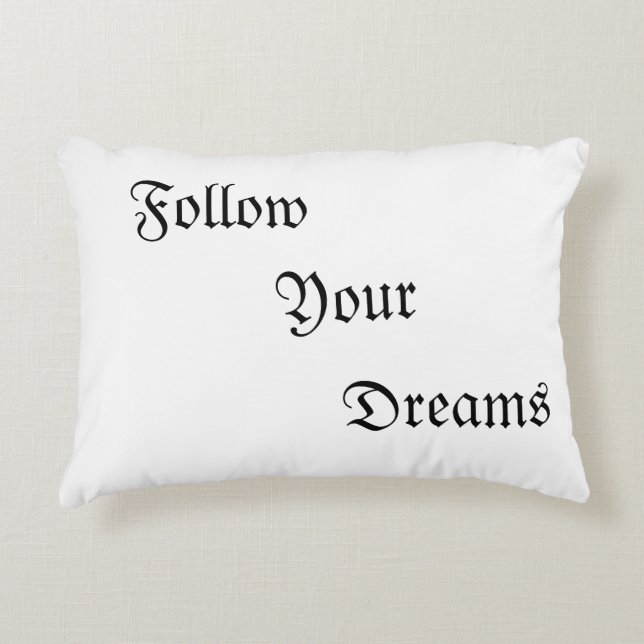 Pillows with wording "Follow Your Dreams" Prydnadskudde (Framsidan)