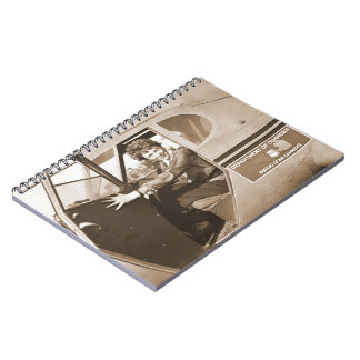 Pilot- Amelia Earhart 1936 Anteckningsbok