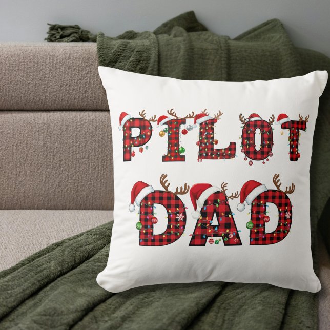Pilot Dad Christmas Letters Lights Ornaments Funny Kudde (Skapare uppladdad)