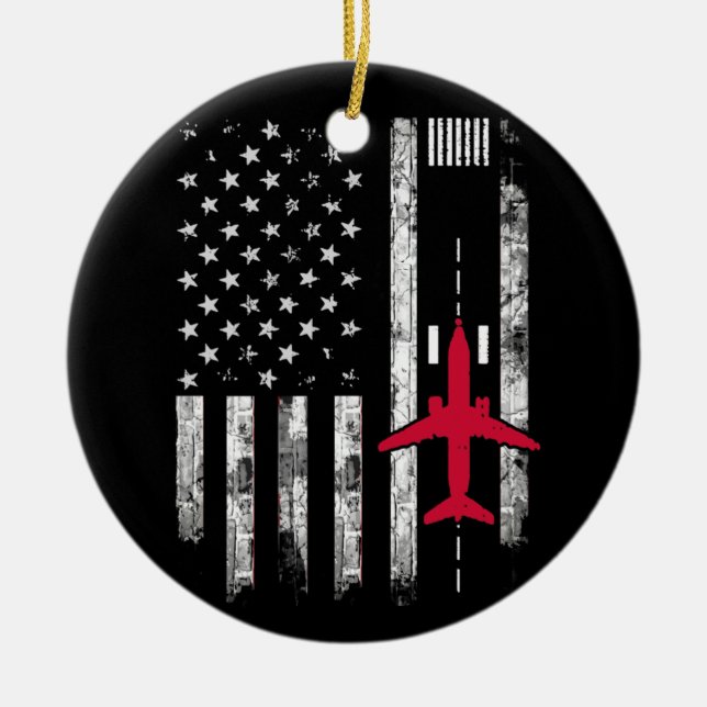 Pilot för amerikanska Flagga Airport Runway-flygpl Julgransprydnad Keramik (Framsidan)