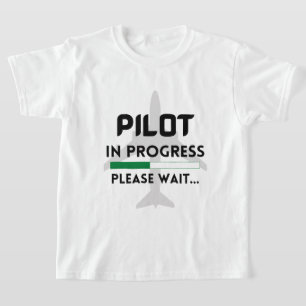 pilot under arbete i framtida pilotflygplan t shirt