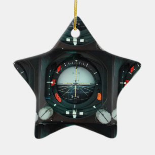 Piloten instrumenterar julgransprydnad keramik