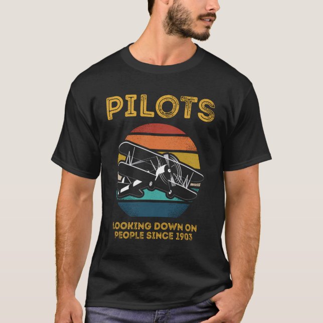 Piloter Tittar ner på människor sedan 1903 Retro V T Shirt (Framsida)