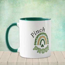 Pinch Proof St Patrick's Day Green Rainbow Plaid Mugg