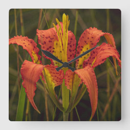 "Pine Lily" Premium Key chain Fyrkantig Klocka