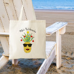 Pineapple Mele Kalikimaka Tygkasse<br><div class="desc">Den här roligten har Mele Kalikimaka en gult ananas som dekoreras som Julgran och bär solglasögon! Texten är anpassade. Använda Verktyg i Design om du vill ändra texten storlekt, stil eller färg. Eftersom vi skapar vår teckning kommer du inte att hitta just den här bilden från andra designers. Ursprunglig vattenfärg...</div>