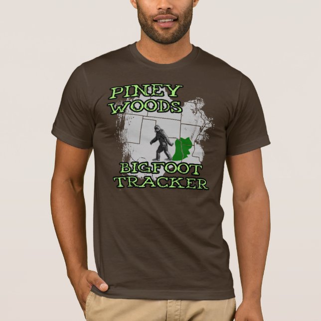 Piney skogenBigfoot bogserare T-shirt (Framsida)